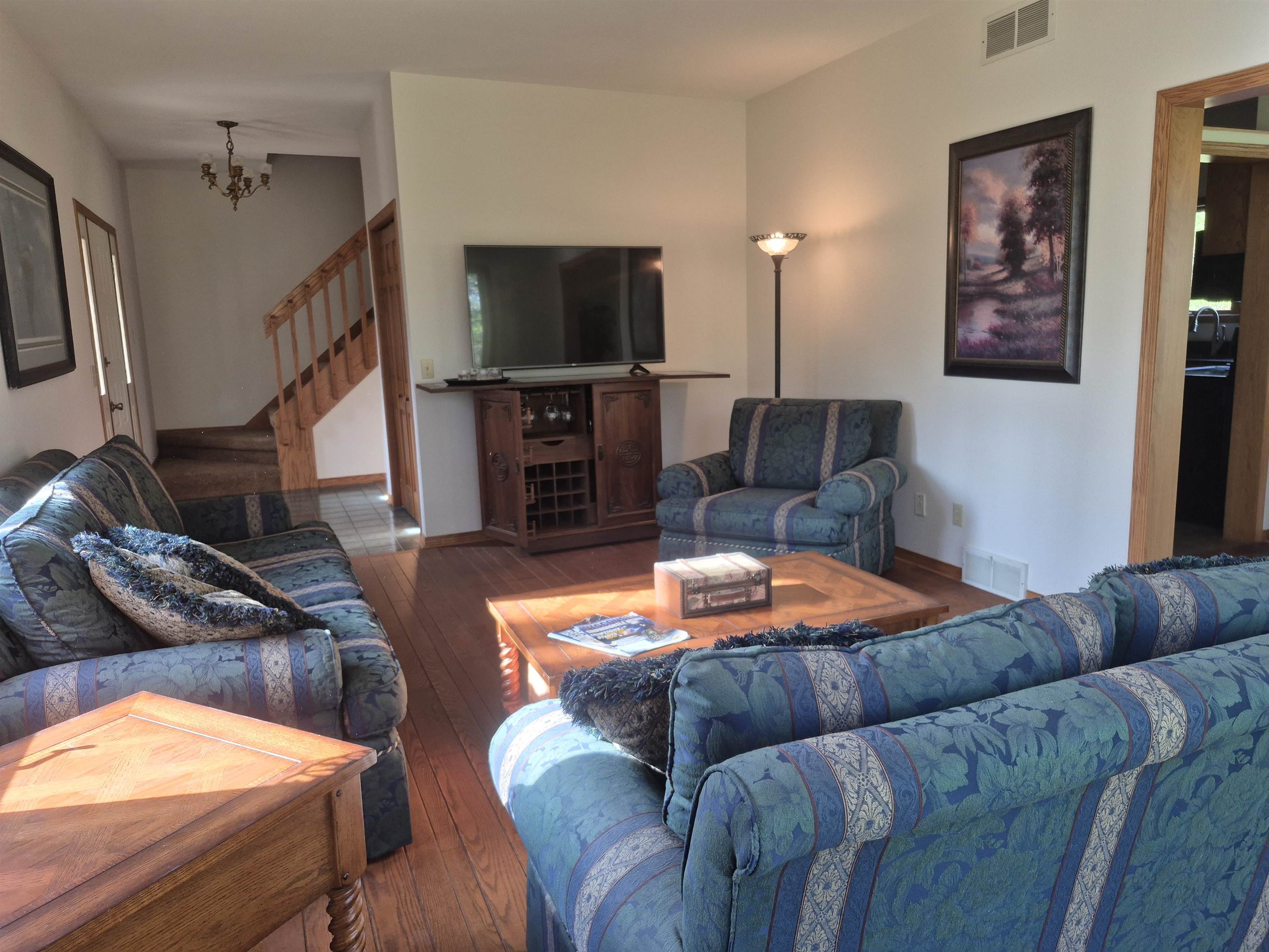 498 Meander Wood Road Oregon, WI 53575 - Photo 8 of 90