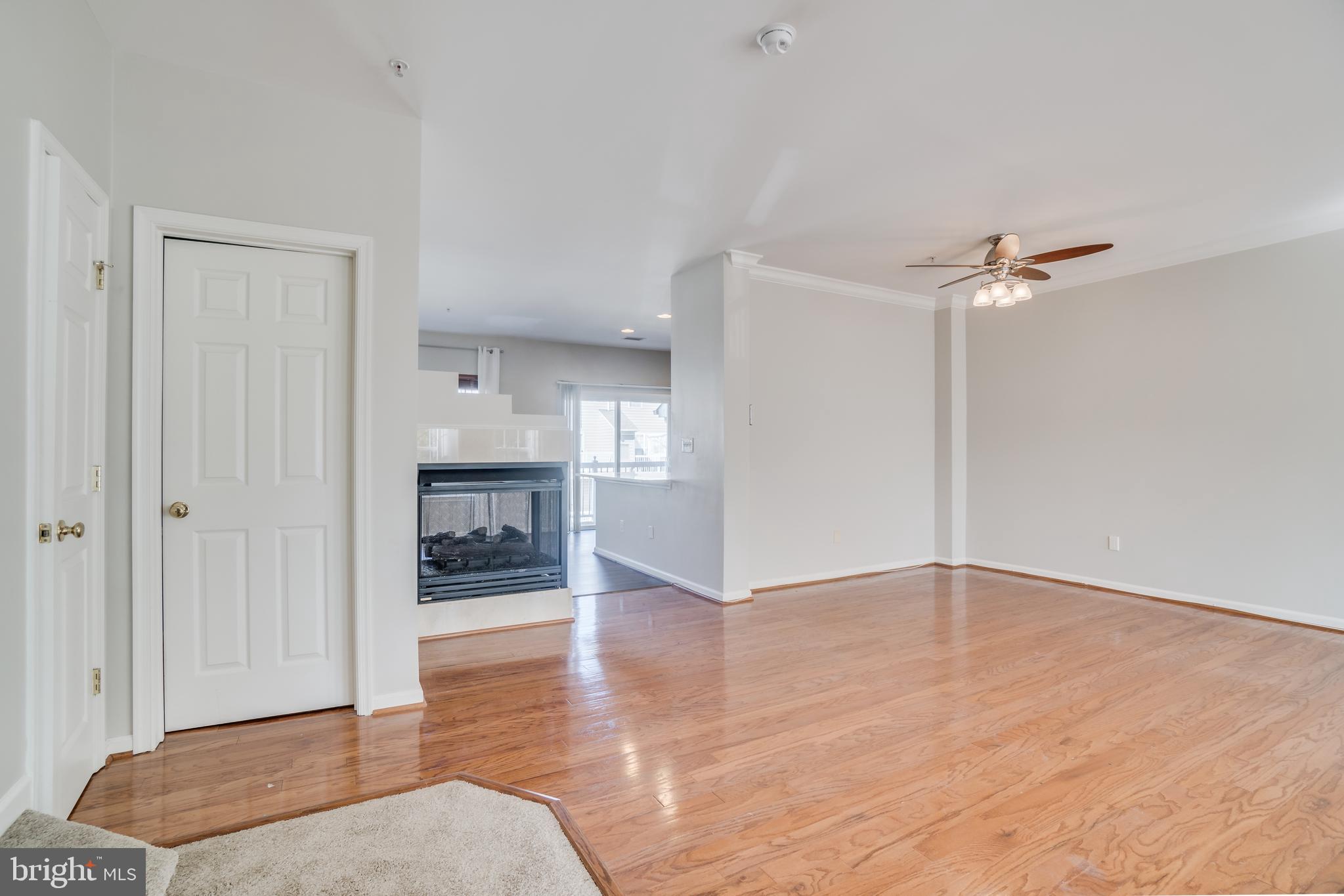 723 Main Street, Unit B Gaithersburg, MD 20878 - Photo 7 of 27