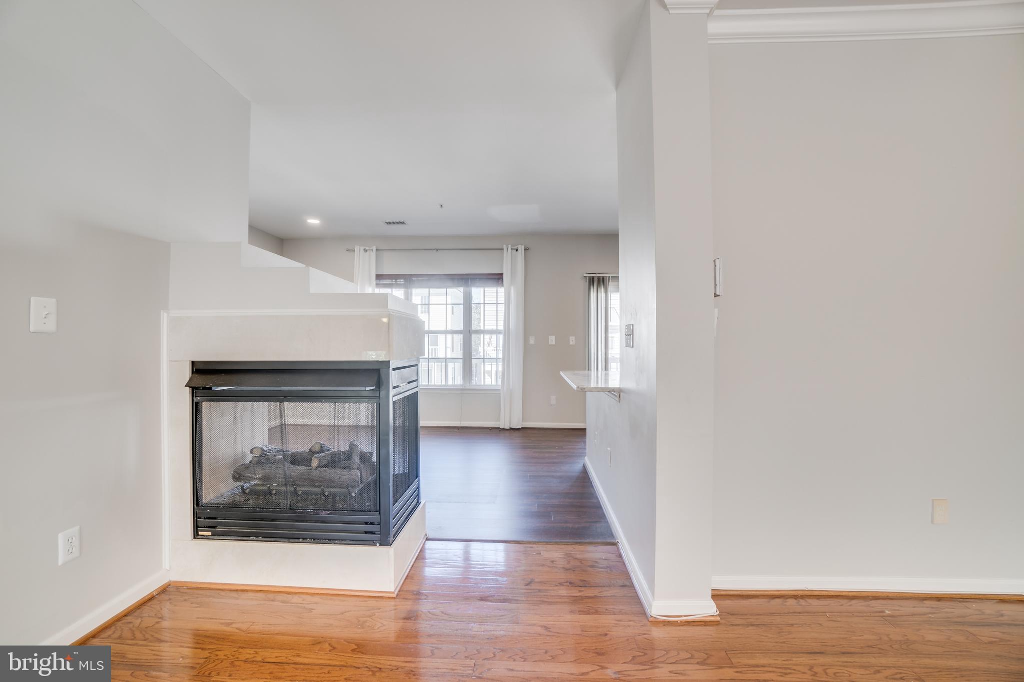 723 Main Street, Unit B Gaithersburg, MD 20878 - Photo 8 of 27