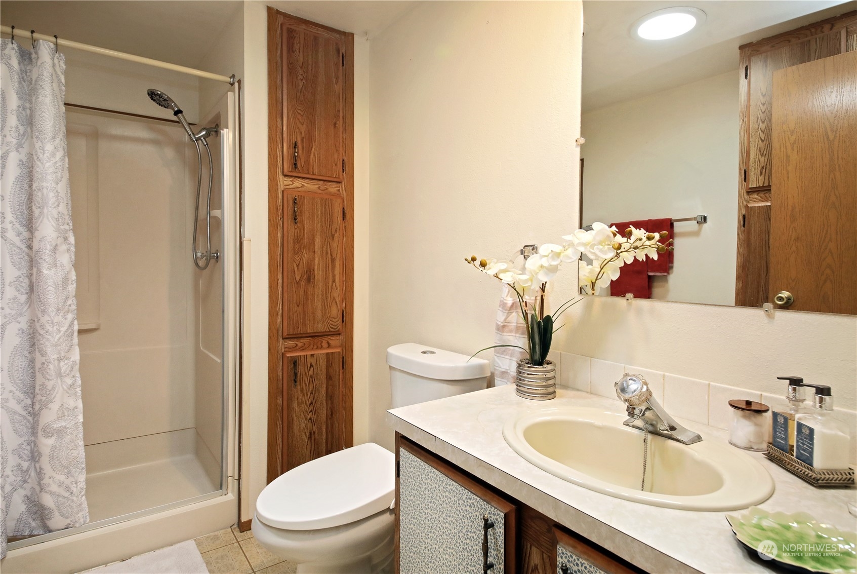 6639 Humphrey Road Clinton, WA 98236 - Photo 12 of 34 Gallery Image 12