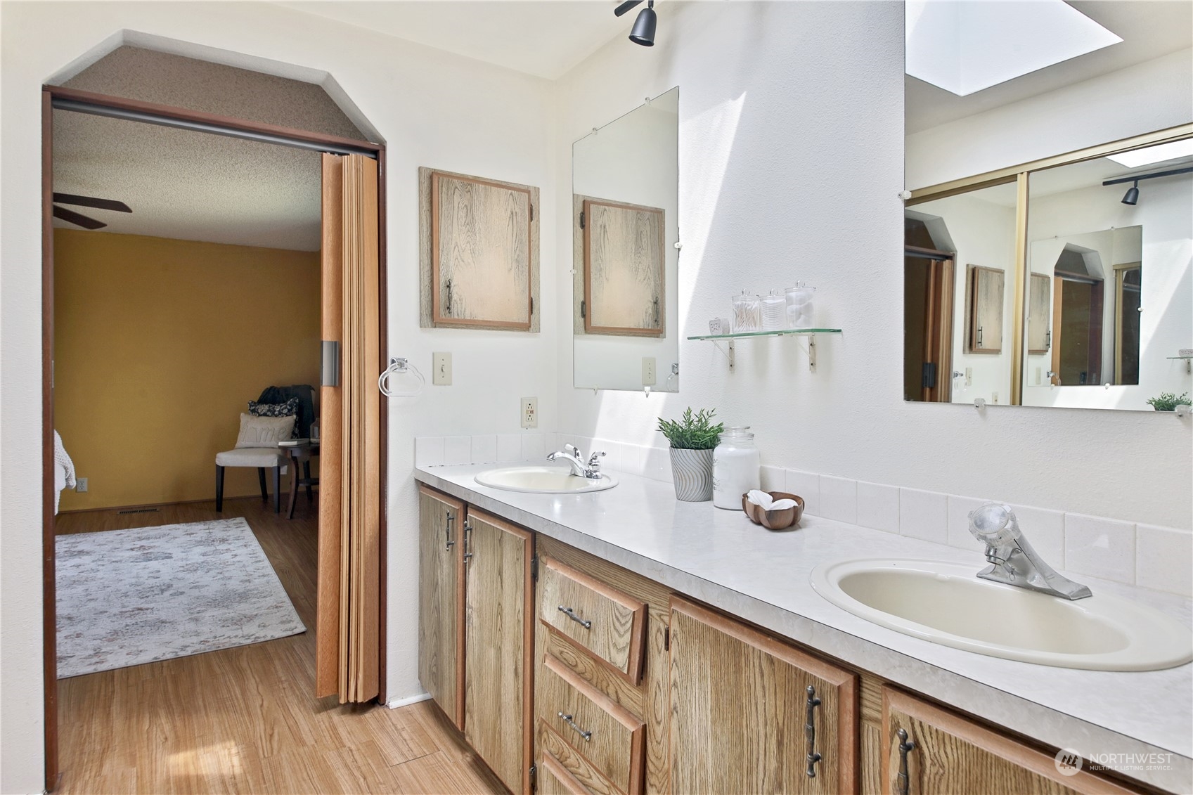 6639 Humphrey Road Clinton, WA 98236 - Photo 17 of 34 Gallery Image 17