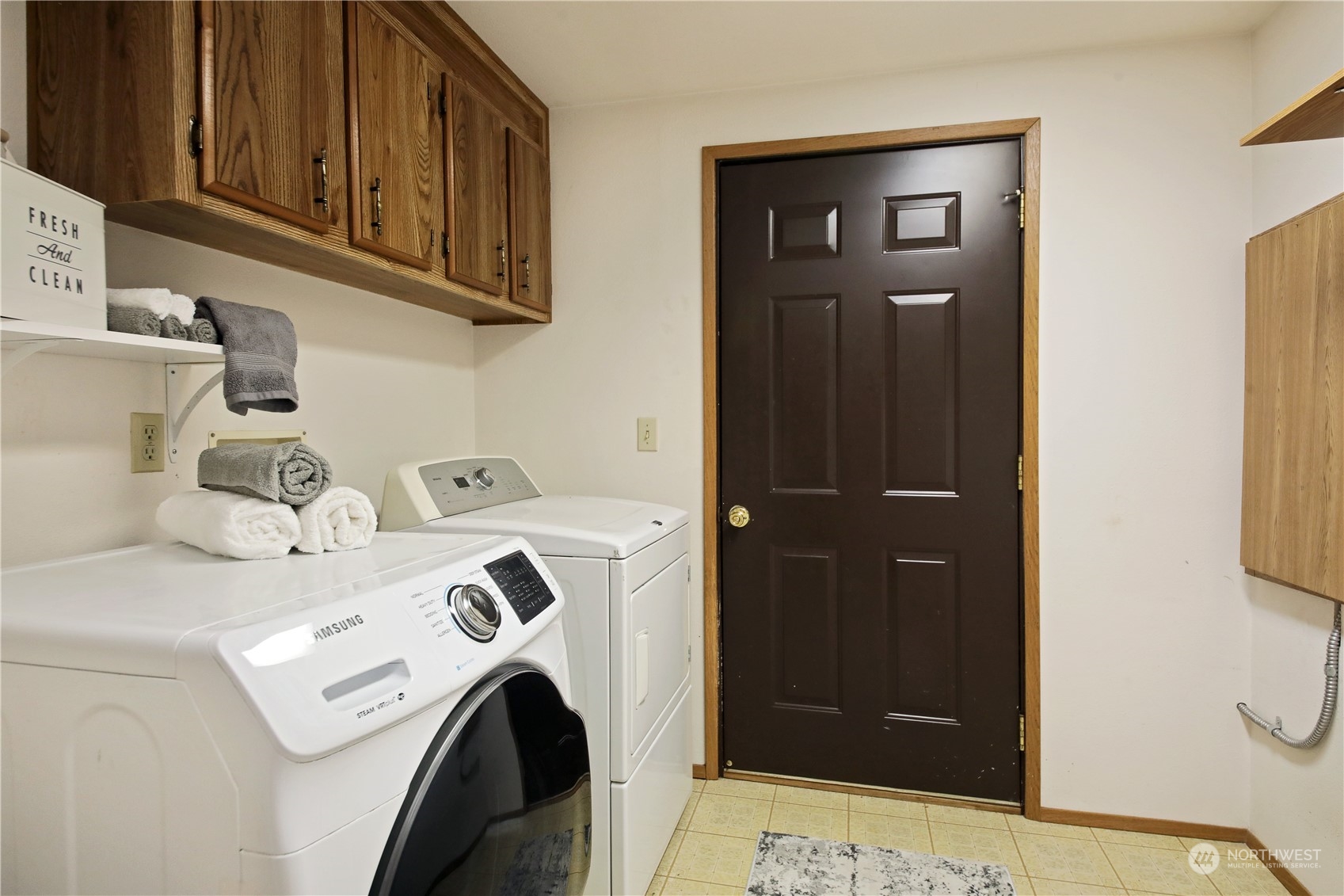 6639 Humphrey Road Clinton, WA 98236 - Photo 18 of 34 Gallery Image 18
