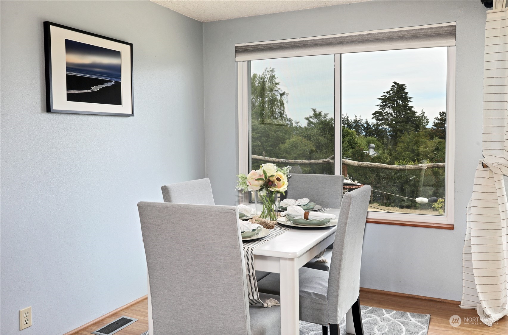 6639 Humphrey Road Clinton, WA 98236 - Photo 3 of 34 Gallery Image 3