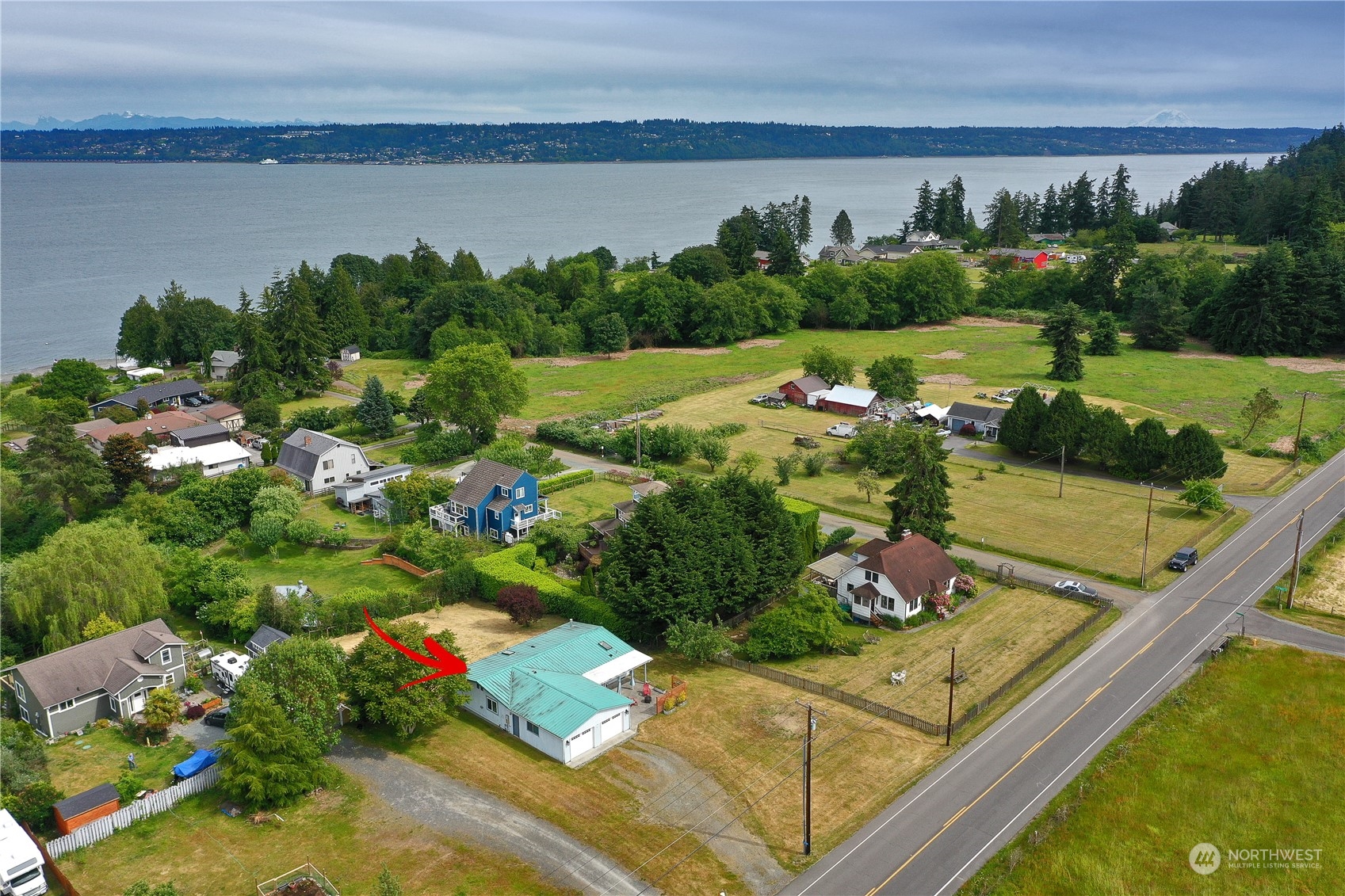 6639 Humphrey Road Clinton, WA 98236 - Photo 32 of 34 Gallery Image 32