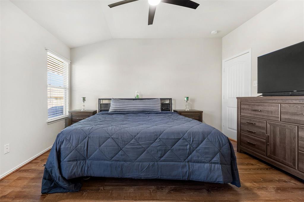 320 Ammonite Lane Jarrell, TX 76537 - Photo 13 of 24