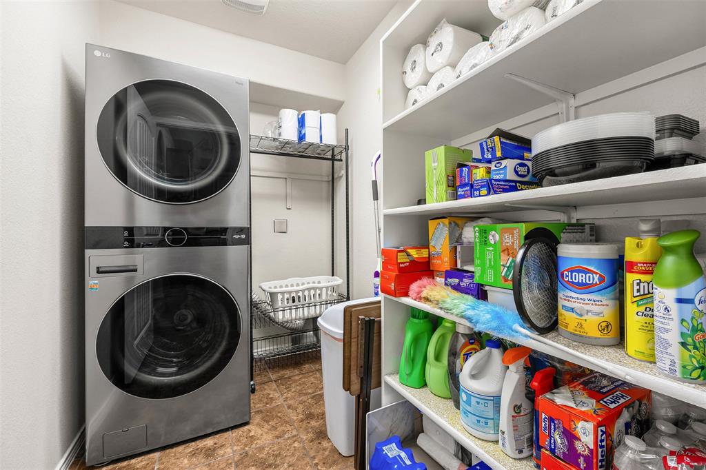 320 Ammonite Lane Jarrell, TX 76537 - Photo 18 of 24