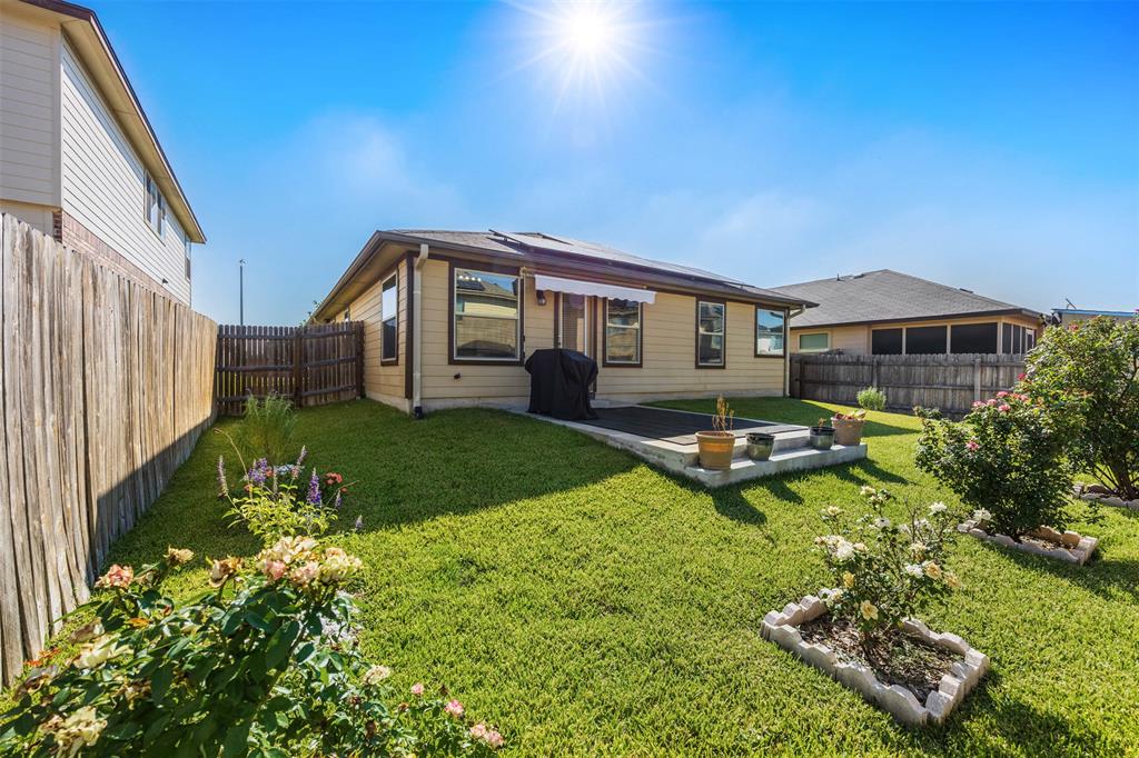 320 Ammonite Lane Jarrell, TX 76537 - Photo 19 of 24