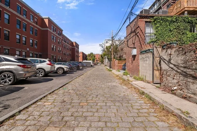 $649,000 | 681 Massachusetts Avenue, Unit 1, Boston, MA 02118