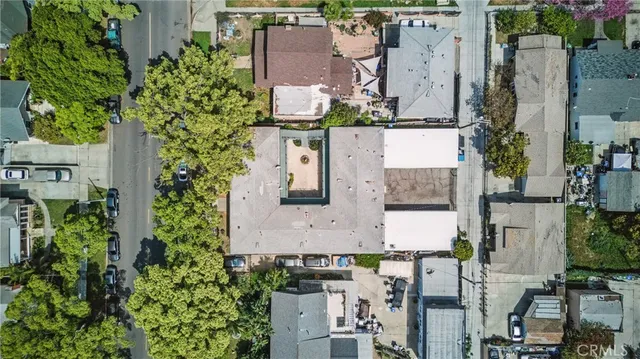 $320,000 | 611 South Orange Avenue, Unit 11, Santa Ana, CA 92701