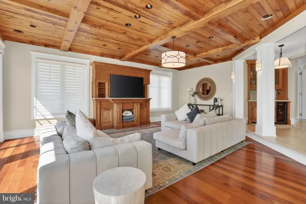 $6,900,000 | 9601 Oceanview Lane, Ocean City, MD 21842