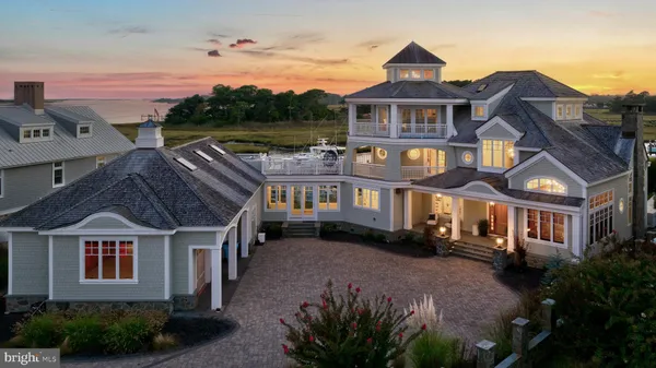 $6,900,000 | 9601 Oceanview Lane, Ocean City, MD 21842