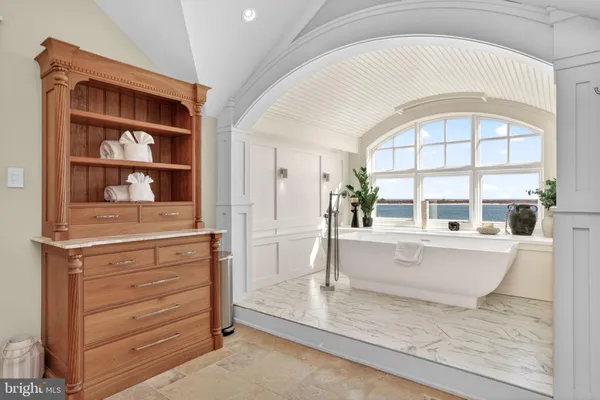 $6,900,000 | 9601 Oceanview Lane, Ocean City, MD 21842