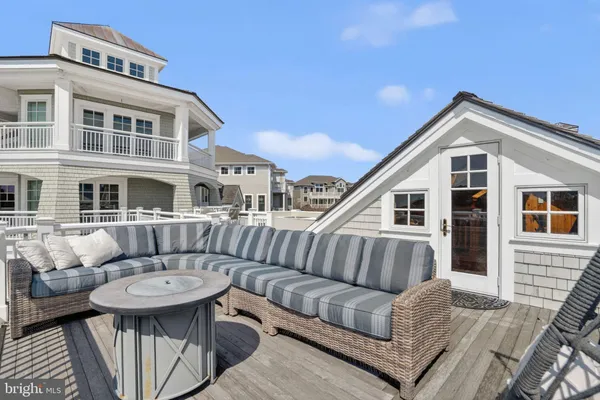 $6,900,000 | 9601 Oceanview Lane, Ocean City, MD 21842