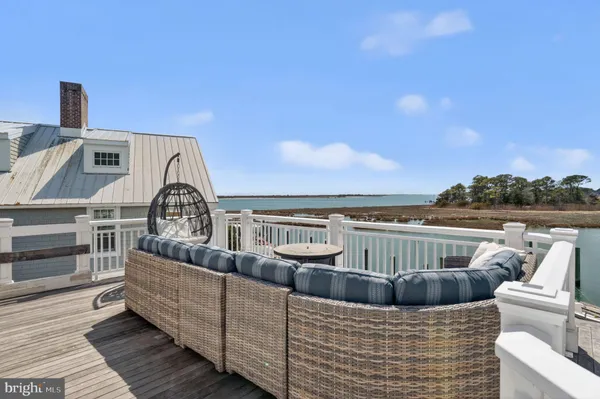 $6,900,000 | 9601 Oceanview Lane, Ocean City, MD 21842