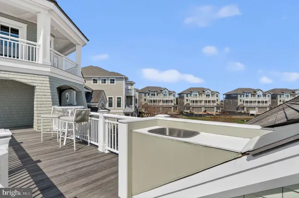 $6,900,000 | 9601 Oceanview Lane, Ocean City, MD 21842