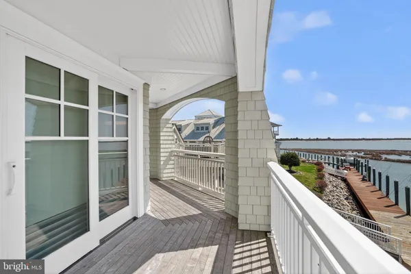 $6,900,000 | 9601 Oceanview Lane, Ocean City, MD 21842