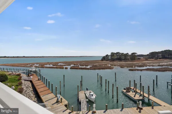 $6,900,000 | 9601 Oceanview Lane, Ocean City, MD 21842