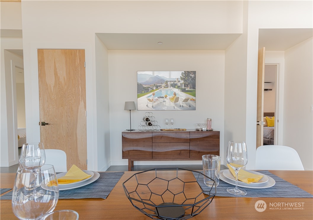 240 Northwest Rattlesnake Point Road Quincy, WA 98848 - Photo 11 of 37 a living room with furniture and a table