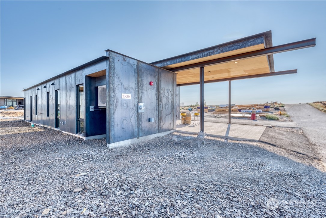 240 Northwest Rattlesnake Point Road Quincy, WA 98848 - Photo 31 of 37