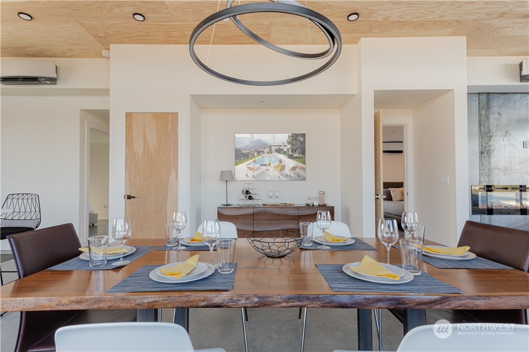240 Northwest Rattlesnake Point Road Quincy, WA 98848 - Photo 10 of 37 a view of a dining room with furniture