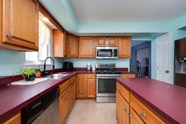 $405,000 | 4870 Dunham Drive, Reading, PA 19606