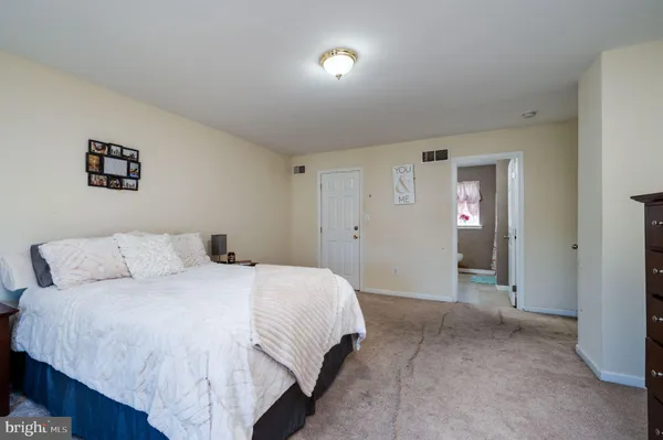 $405,000 | 4870 Dunham Drive, Reading, PA 19606