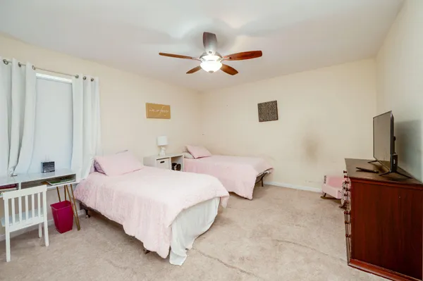 $405,000 | 4870 Dunham Drive, Reading, PA 19606