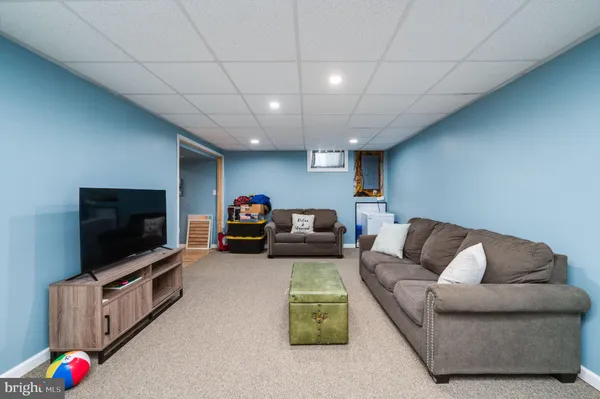 $405,000 | 4870 Dunham Drive, Reading, PA 19606