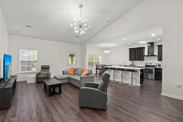 $425,900 | 8127 Saveur Lane, Charleston, SC 29406