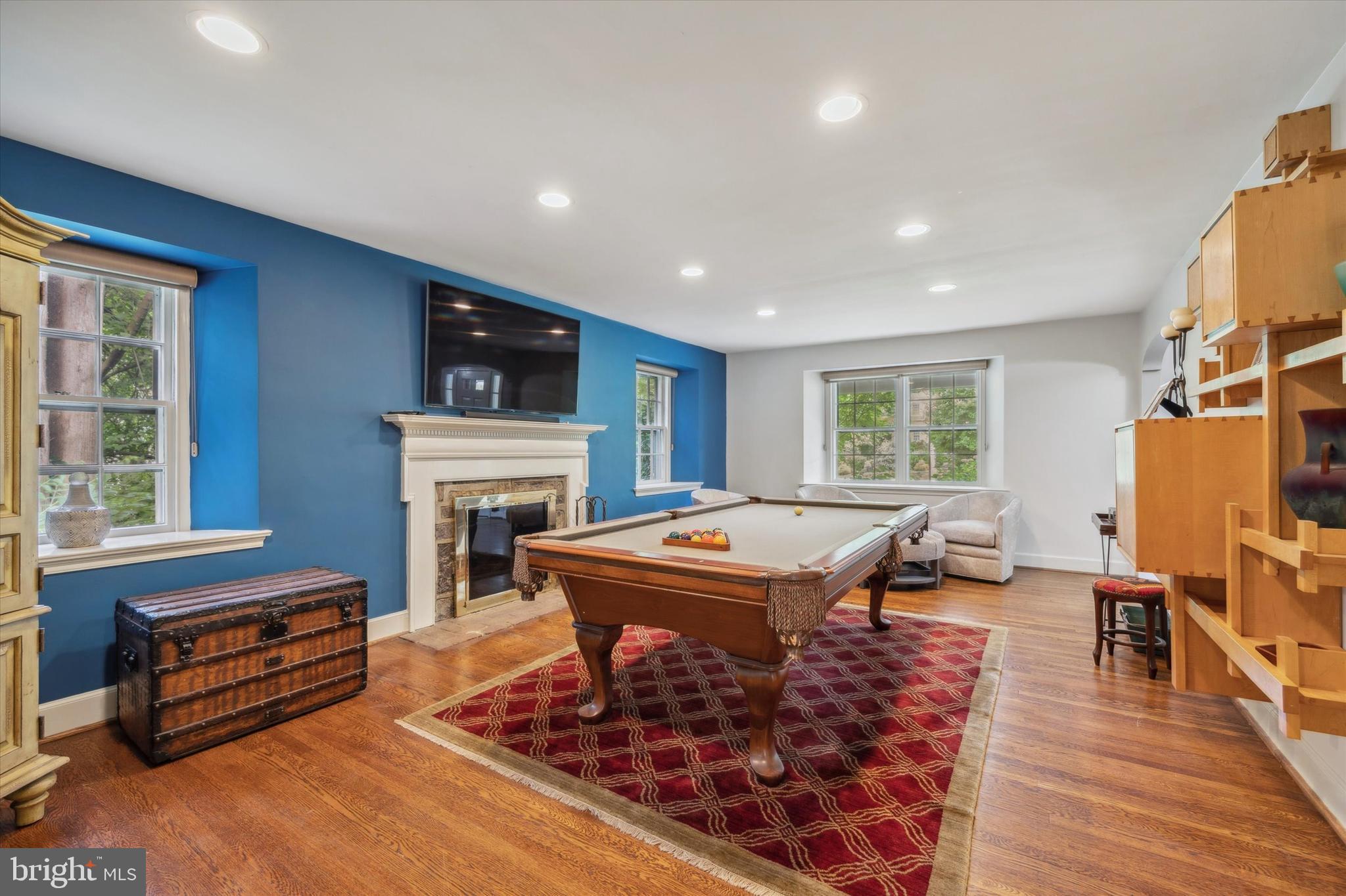 648 Mulford Road Wyncote, PA 19038 - Photo 21 of 60 Formal LR with wood burning firesplace