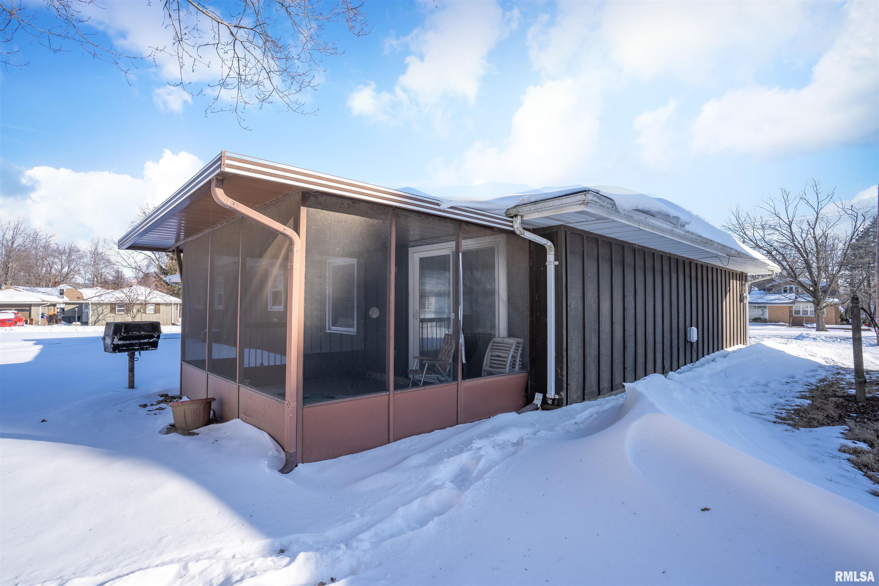 1308 Springfield Road East Peoria, IL 61611 - Photo 24 of 30 Gallery Image 24