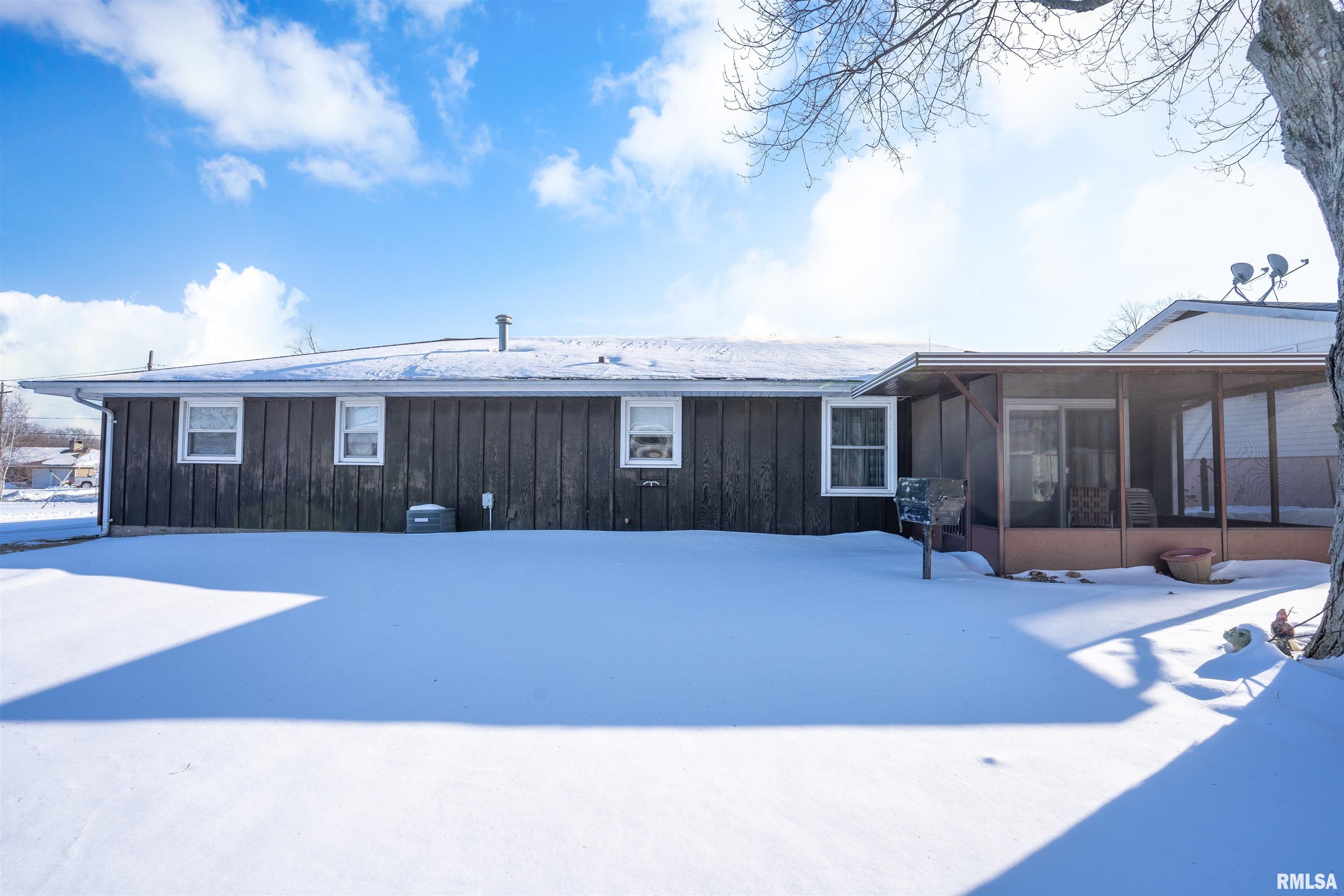 1308 Springfield Road East Peoria, IL 61611 - Photo 25 of 30 Gallery Image 25