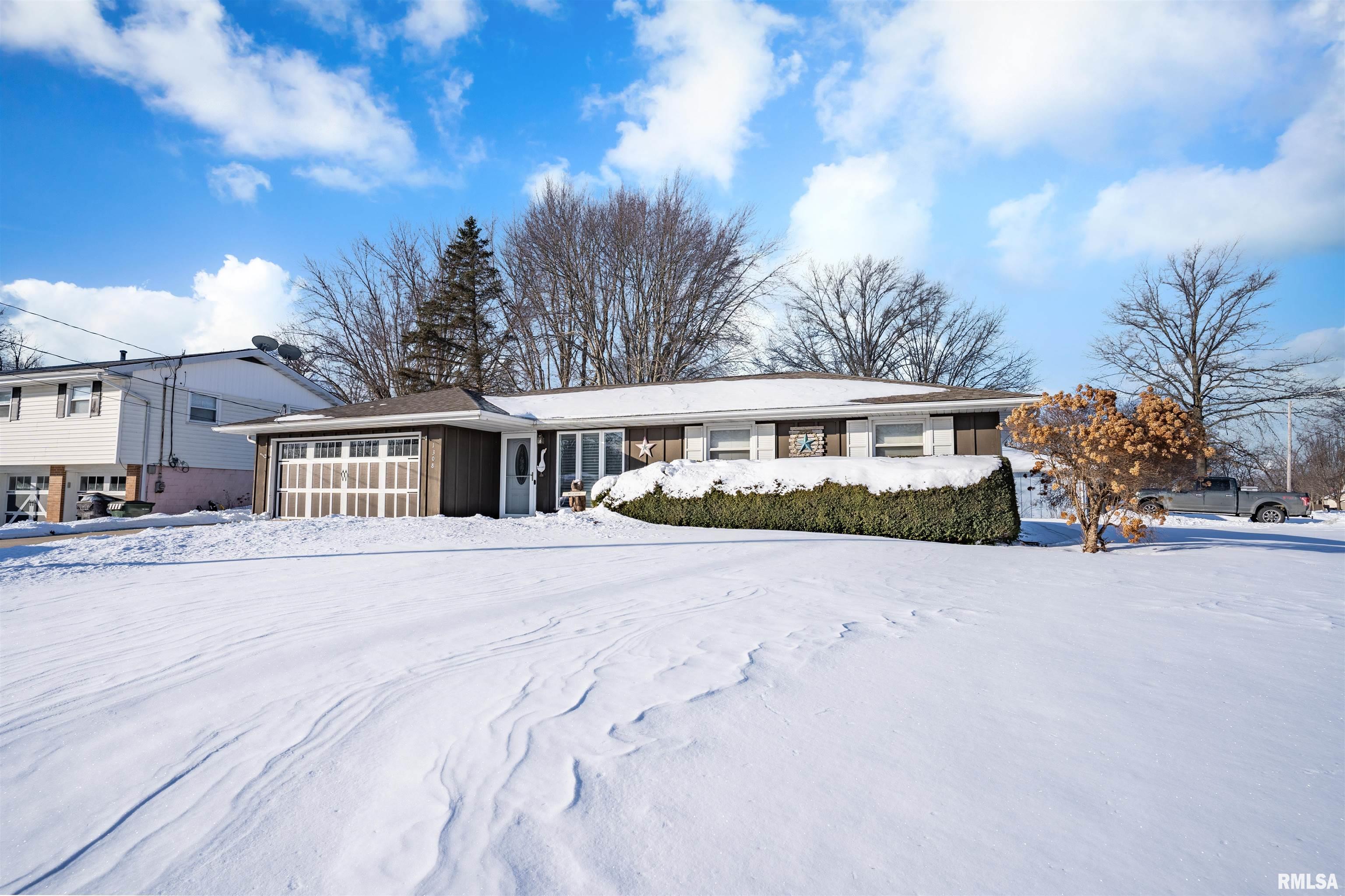 1308 Springfield Road East Peoria, IL 61611 - Photo 30 of 30 Gallery Image 30