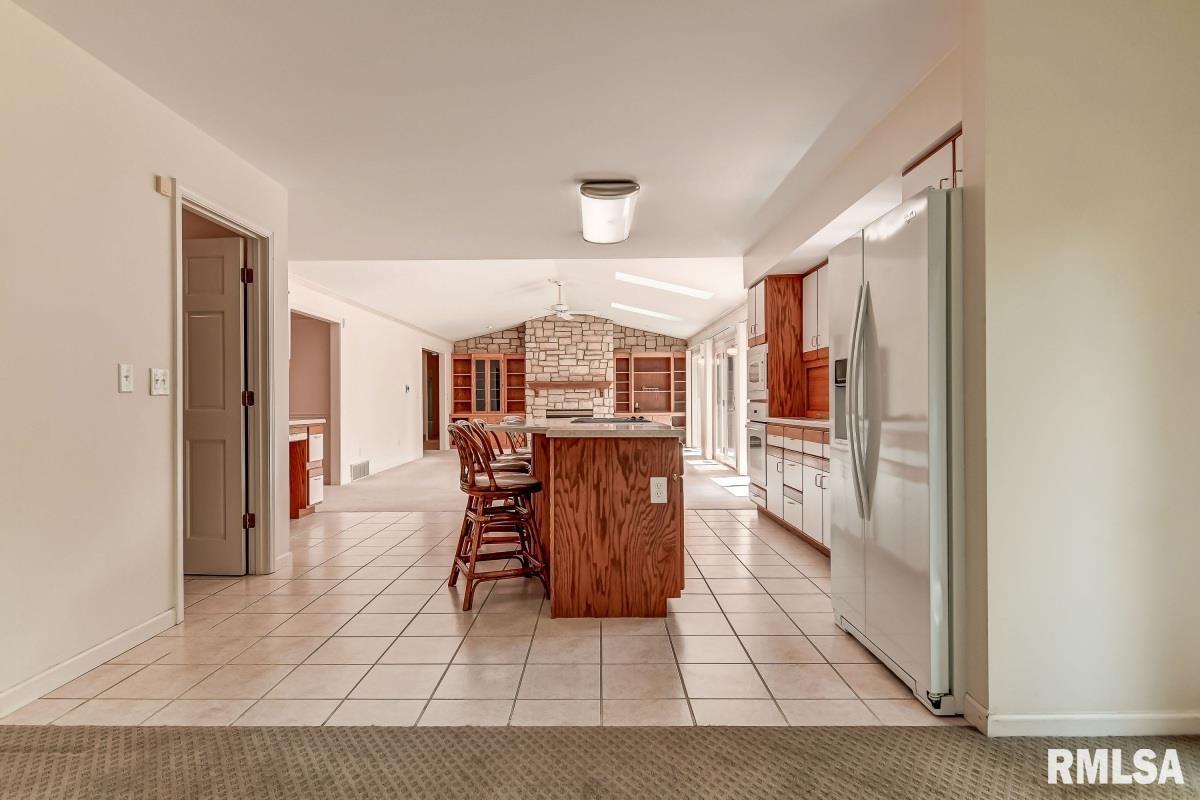 2216 Huntleigh Road Springfield, IL 62704 - Photo 14 of 49