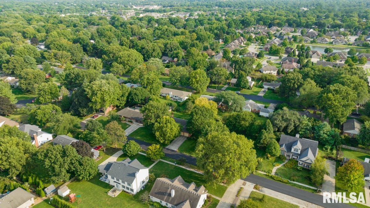 2216 Huntleigh Road Springfield, IL 62704 - Photo 43 of 49