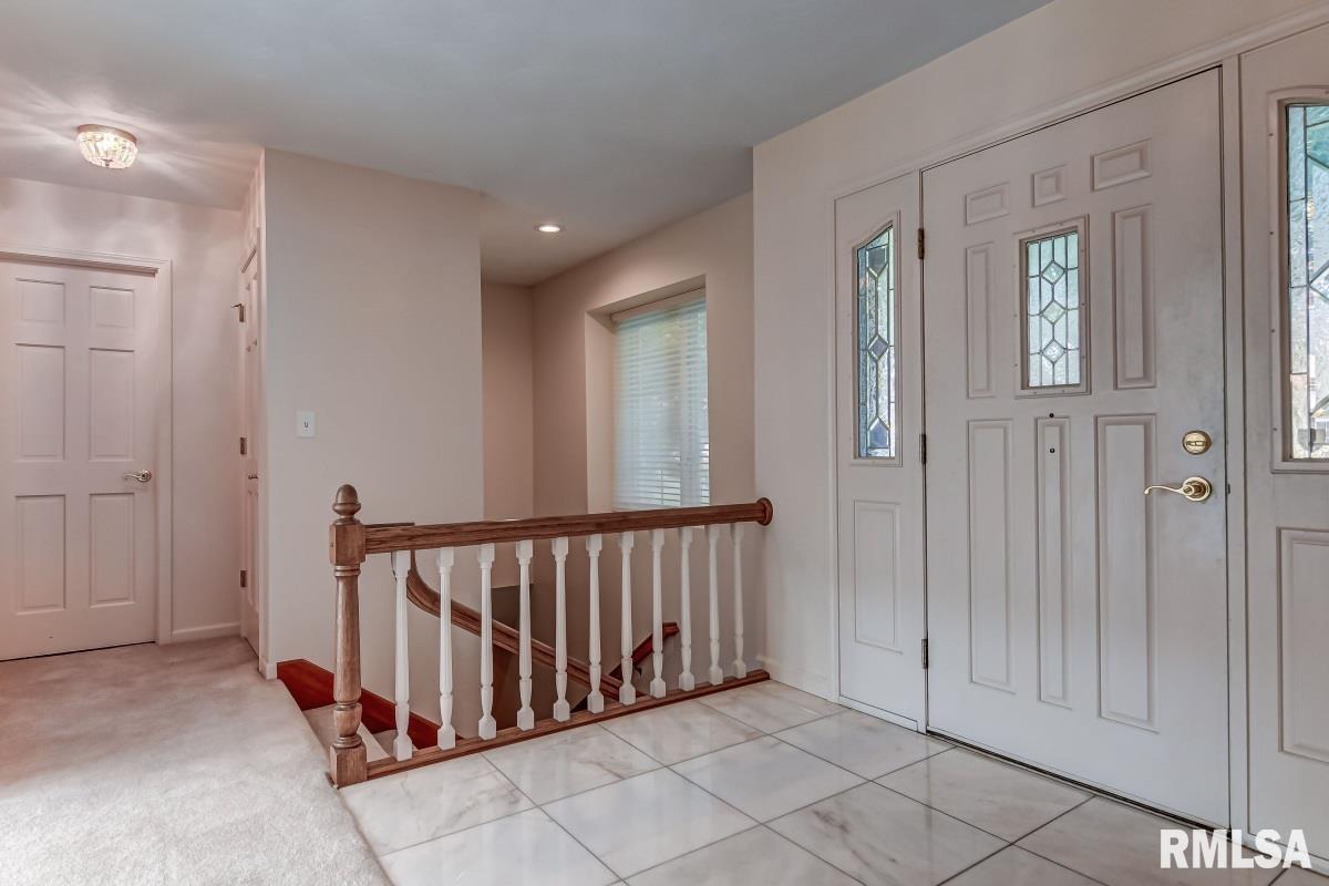 2216 Huntleigh Road Springfield, IL 62704 - Photo 7 of 49