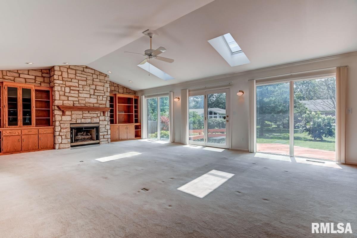 2216 Huntleigh Road Springfield, IL 62704 - Photo 9 of 49