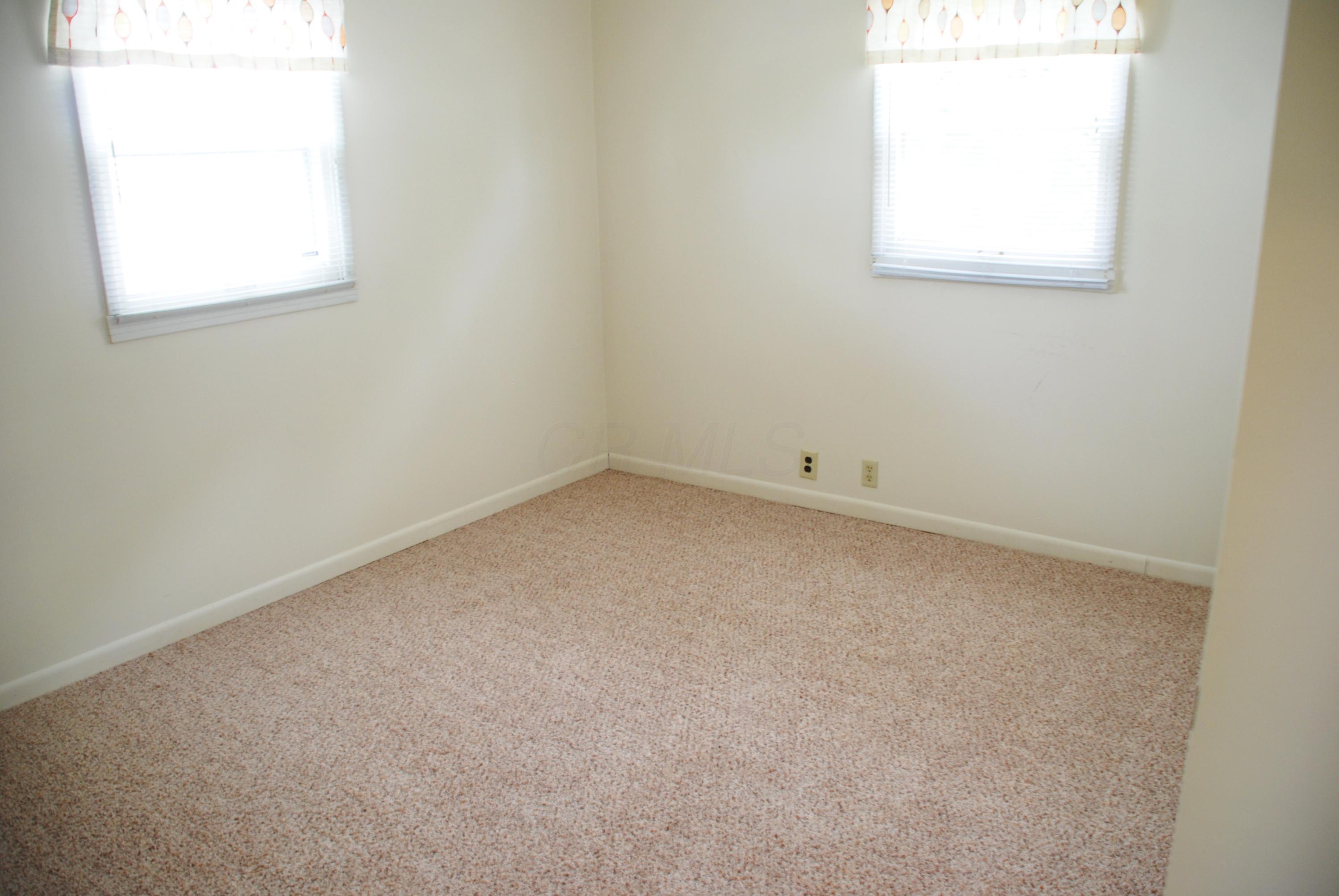3290 Karl Road Columbus, OH 43224 - Photo 11 of 15 Gallery Image 11