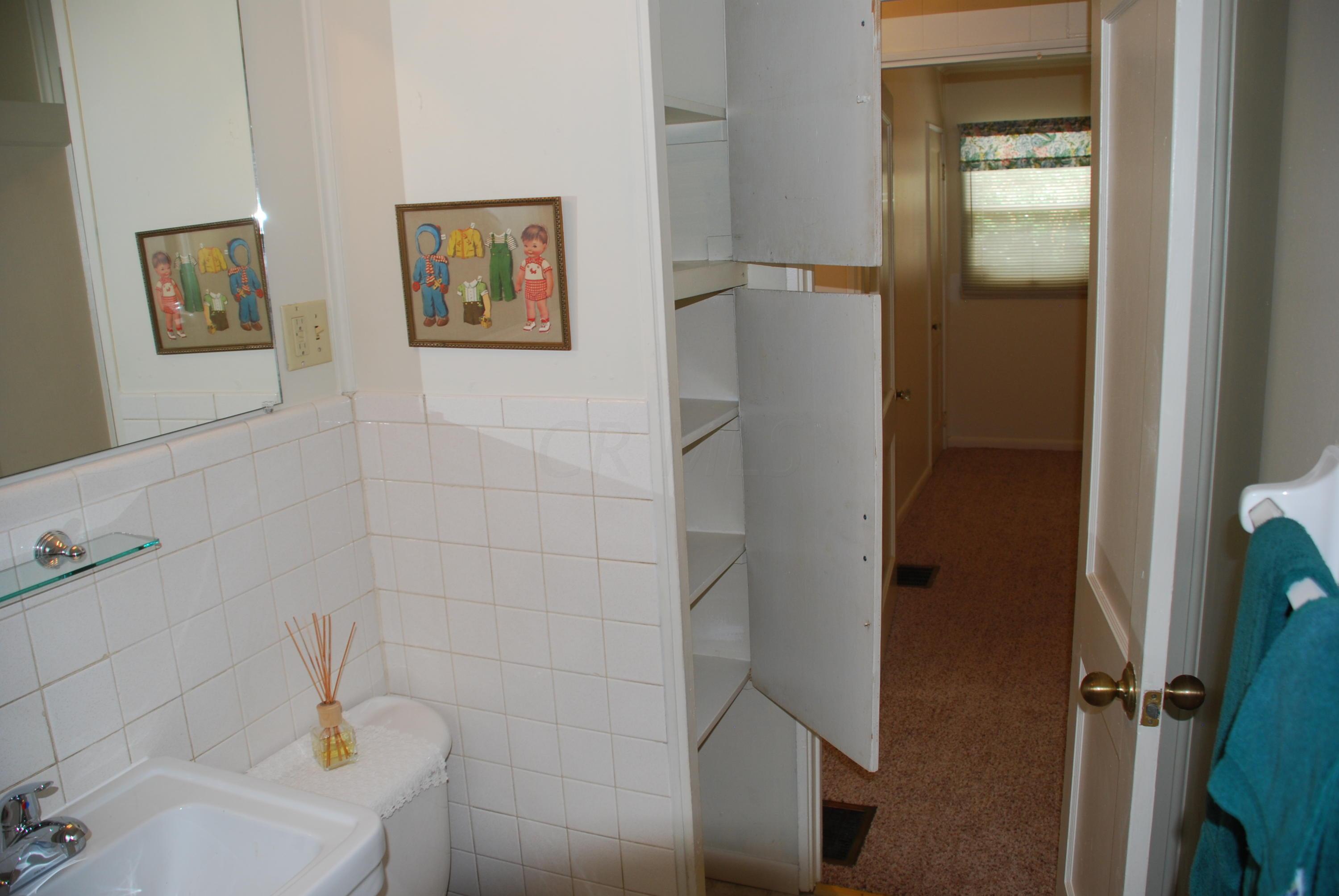 3290 Karl Road Columbus, OH 43224 - Photo 9 of 15 Gallery Image 9