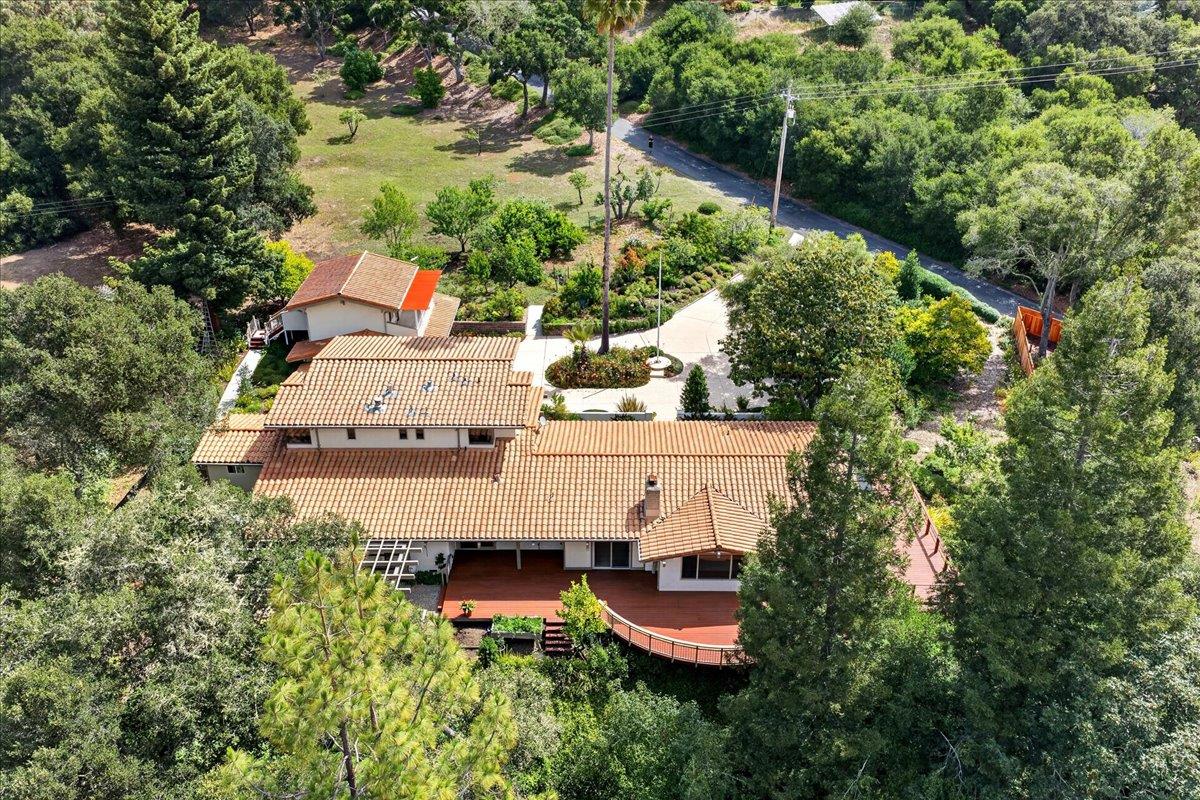 110 Vía Venito Corralitos, CA 95076 - Photo 40 of 44