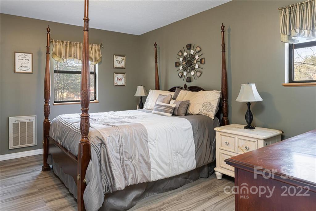 7 Tuttle Road Hendersonville, NC 28792 - Photo 24 of 39 Gallery Image 24