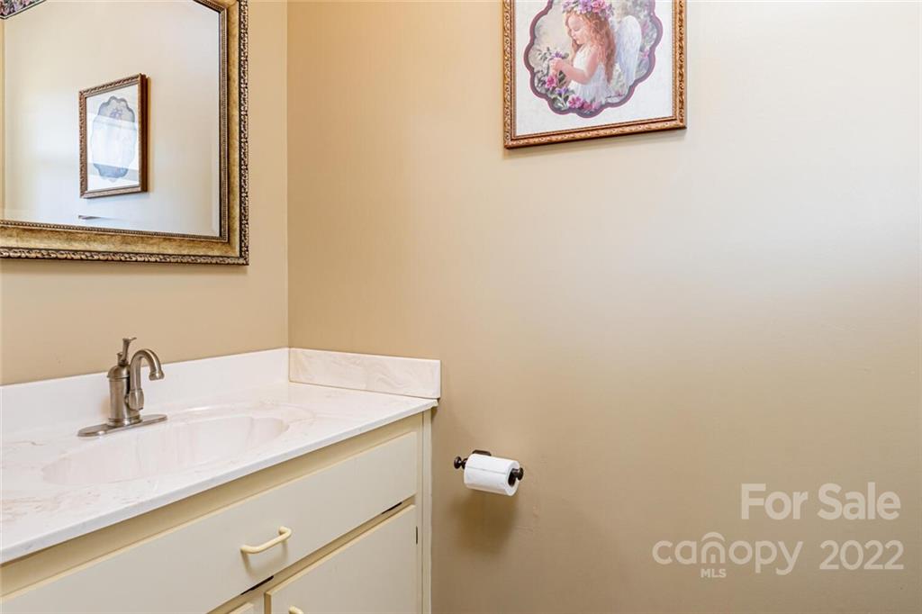 7 Tuttle Road Hendersonville, NC 28792 - Photo 26 of 39 Gallery Image 26