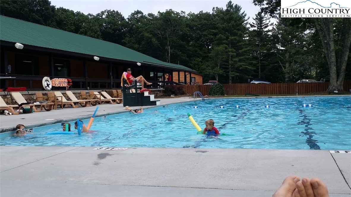 335 Snowshoe Loop Newland, NC 28657 - Photo 21 of 24