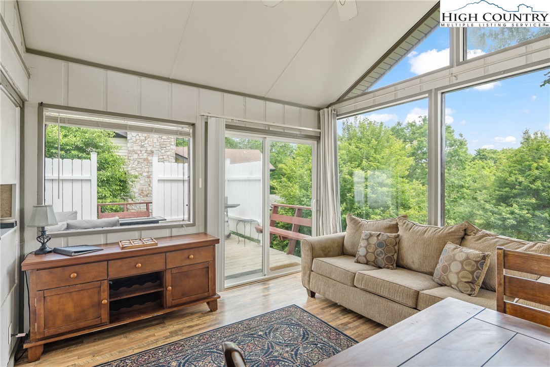 335 Snowshoe Loop Newland, NC 28657 - Photo 10 of 24