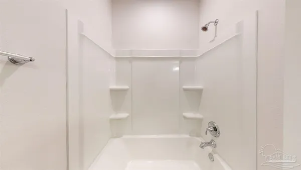 $2,000 | 3750 Hawks Landing Circle, Pace, FL 32571