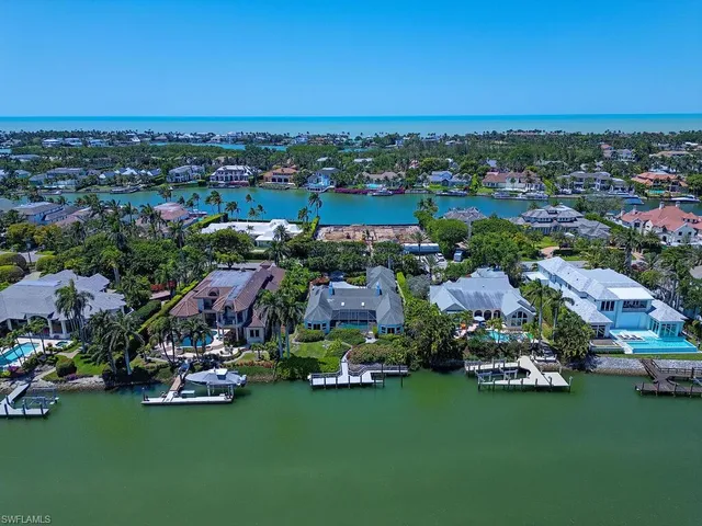 a view of a city with sitting area