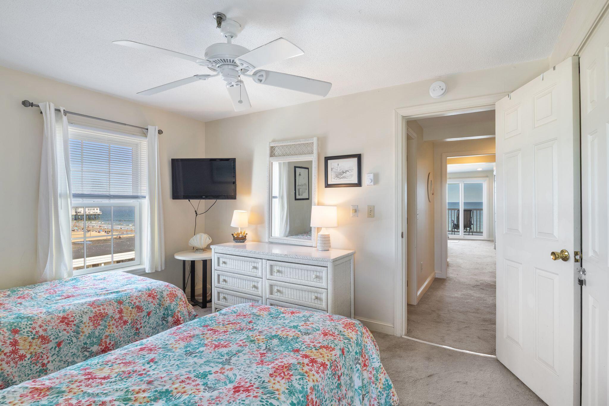 39 West Grand Avenue, Unit 410 Old Orchard Beach, ME 04064 - Photo 19 of 34 39_W_Grand_Ave_18