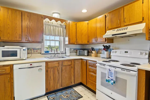 $645,000 | 39 West Grand Avenue, Unit 410, Old Orchard Beach, ME 04064