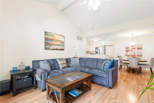 $440,000 | 27645 J Susan Beth Way, Saugus, CA 91350