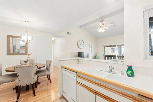 $440,000 | 27645 J Susan Beth Way, Saugus, CA 91350